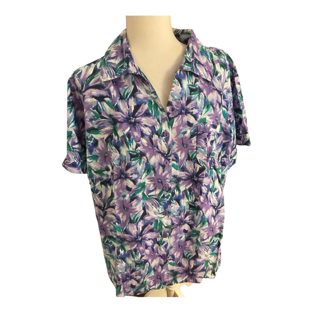 Cappagallo Size 2X V-neck short sleeve button front pocket shirt